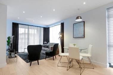 Belmore 2 Bedroom Luxury Apts. in Stanmore - 15