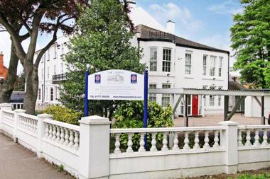 The Lawns Guest House