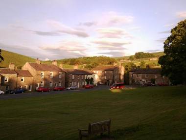 Riverside Bed & Breakfast