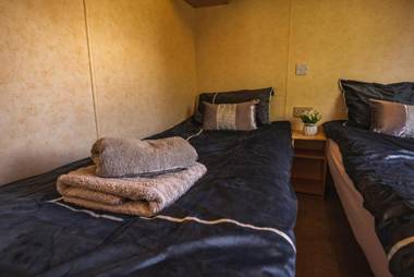 2 bedroom caravan in Lochlands leisure park