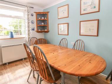 Stepping Stones Pwllheli