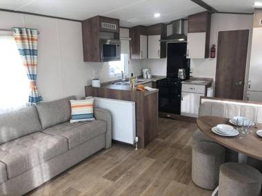 Larch Superior Holiday Home