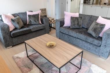 Reading Green Park Village Serviced Apartments