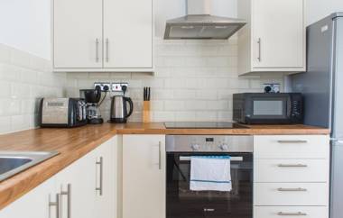 MyCityHaven - Stylish & Flexible Shirehampton Apartment