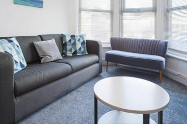 MyCityHaven - Stylish & Flexible Shirehampton Apartment