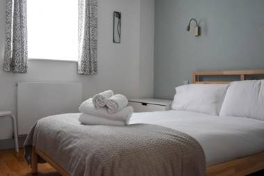 The Old Coach House Luxury Harbourside Apartment