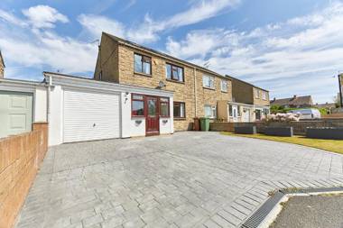 Host & Stay - Shorty's