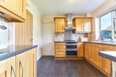 Host & Stay - Shorty's