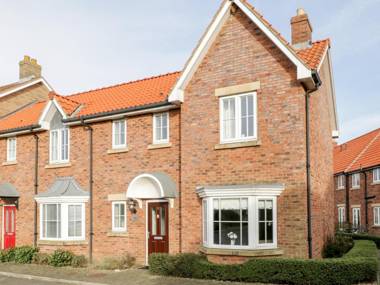 Blue Skye 17 Talisker Walk