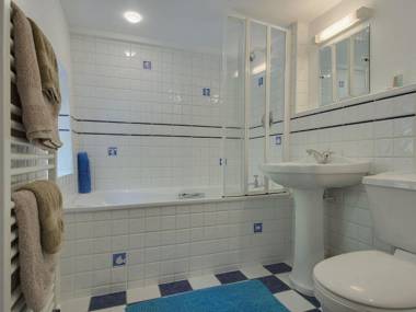 Honey House Combebow Lewdown