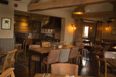 Three Horseshoes Country Inn