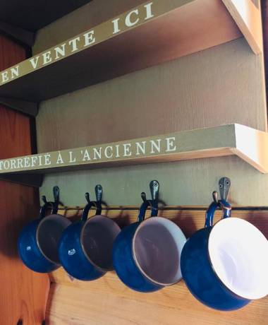 Redlands Country Lodge Log Cabin Apartments & WeeBothy