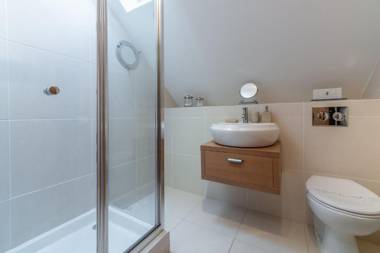 9 Fernhill Penthouse