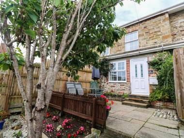 Alma House 2 Perranporth