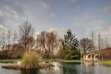 Kingfisher Lodge Redlake Farm Nr Glastonbury