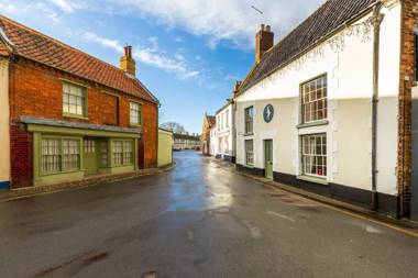 The Old Paul Pry - Norfolk Holiday Properties