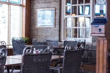 Yorkshire Bridge Inn