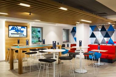 Holiday Inn Express London-Ealing an IHG Hotel