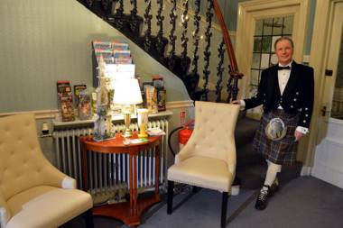 A-Haven Townhouse Hotel