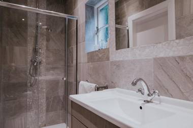 Edinburgh Lodge West End