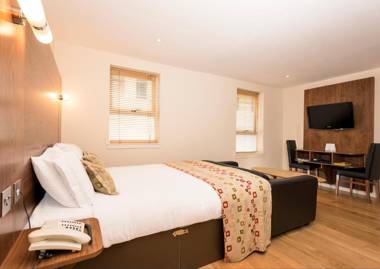 Holyrood Aparthotel