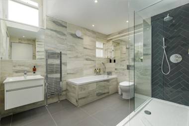 Destiny Scotland - Princes Street Residence