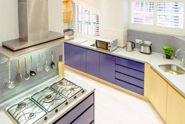 Ramsay Gardens - Grand 4-Bedroom Apartment Next To Castle