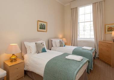 Parliament Sq (apt 10 ) Royal Mile