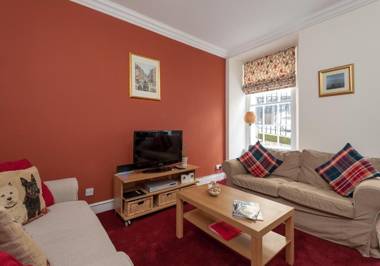 Blair St Burns apt Old Town