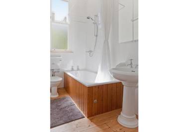 The Edinburgh Address - Classic Marchmont Charm