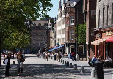 The Cowgatehead Residence