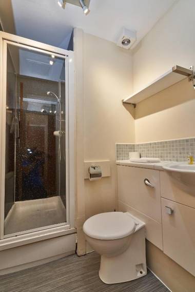 Castle Apartment - Annandale