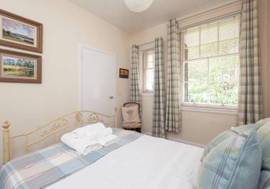 The Portsburgh Square Residence