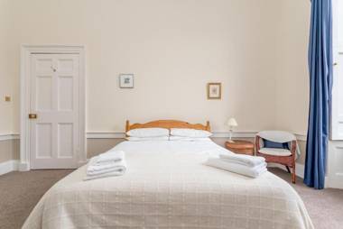 Melville Street Apartment