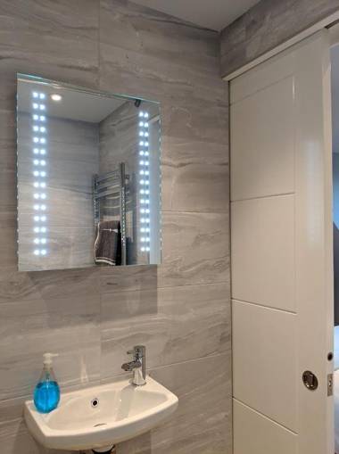 Falcon Crest Guest House