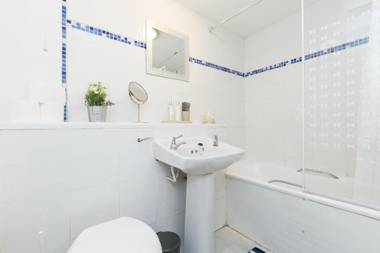 St Margaret's Loch Apartment