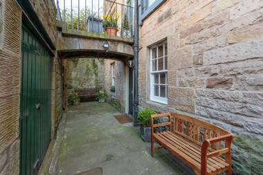 Beautiful Hideout in Center of Edinburgh - Business - Holidays