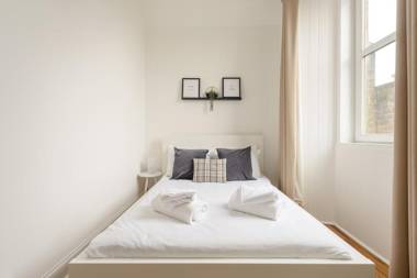 The London Road Apartment - 2BR/1BA