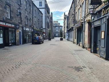 Lovely 2 bedroom flat in the heart of the city