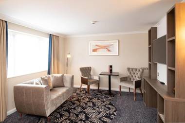 Burleigh Court Hotel and Leisure