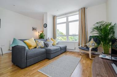 Modern apartments home from home long or short term bookings - MESH Accommodation