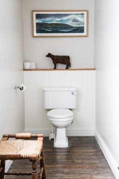 Wheelwrights Arms Country Inn & Pub