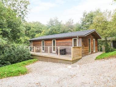 2 Stonerush Valley Looe