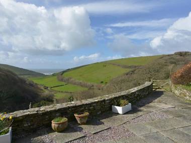 Ayrmer House Kingsbridge