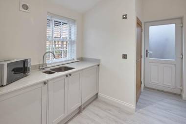 Host & Stay - Uggleby House