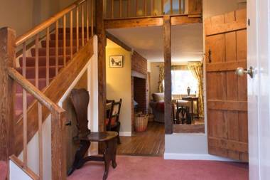 Wren Cottage a very cosy historic Coastal Cottage in a pretty little village