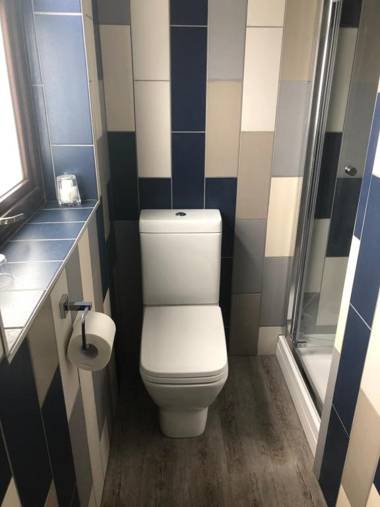 Waterside Guesthouse