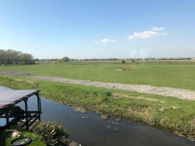 Waterside Guesthouse