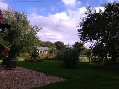 White Cottage B and B