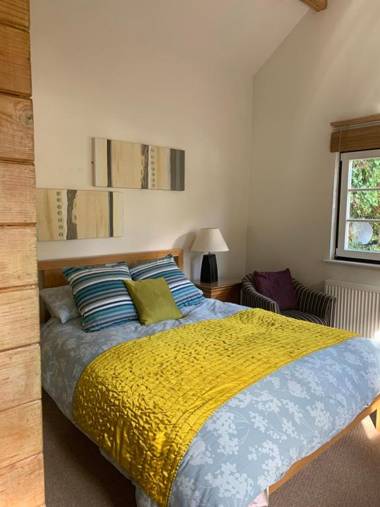 The Cottage Bed & Breakfast